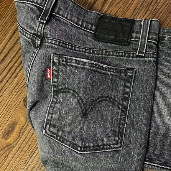 Levi’s Wedgie Straight Black Jeans - Picture 5 of 5
